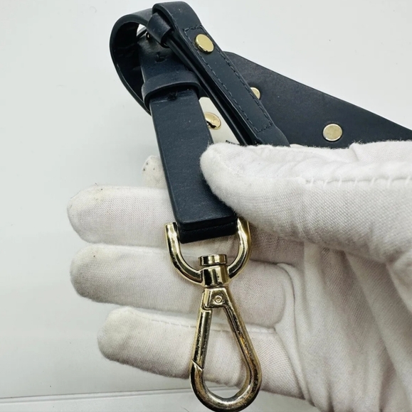 COACH LEATHER SHOULDER STRAP OFFICIAL 2nd STREET AFFILIATE - Picture 1 of 11